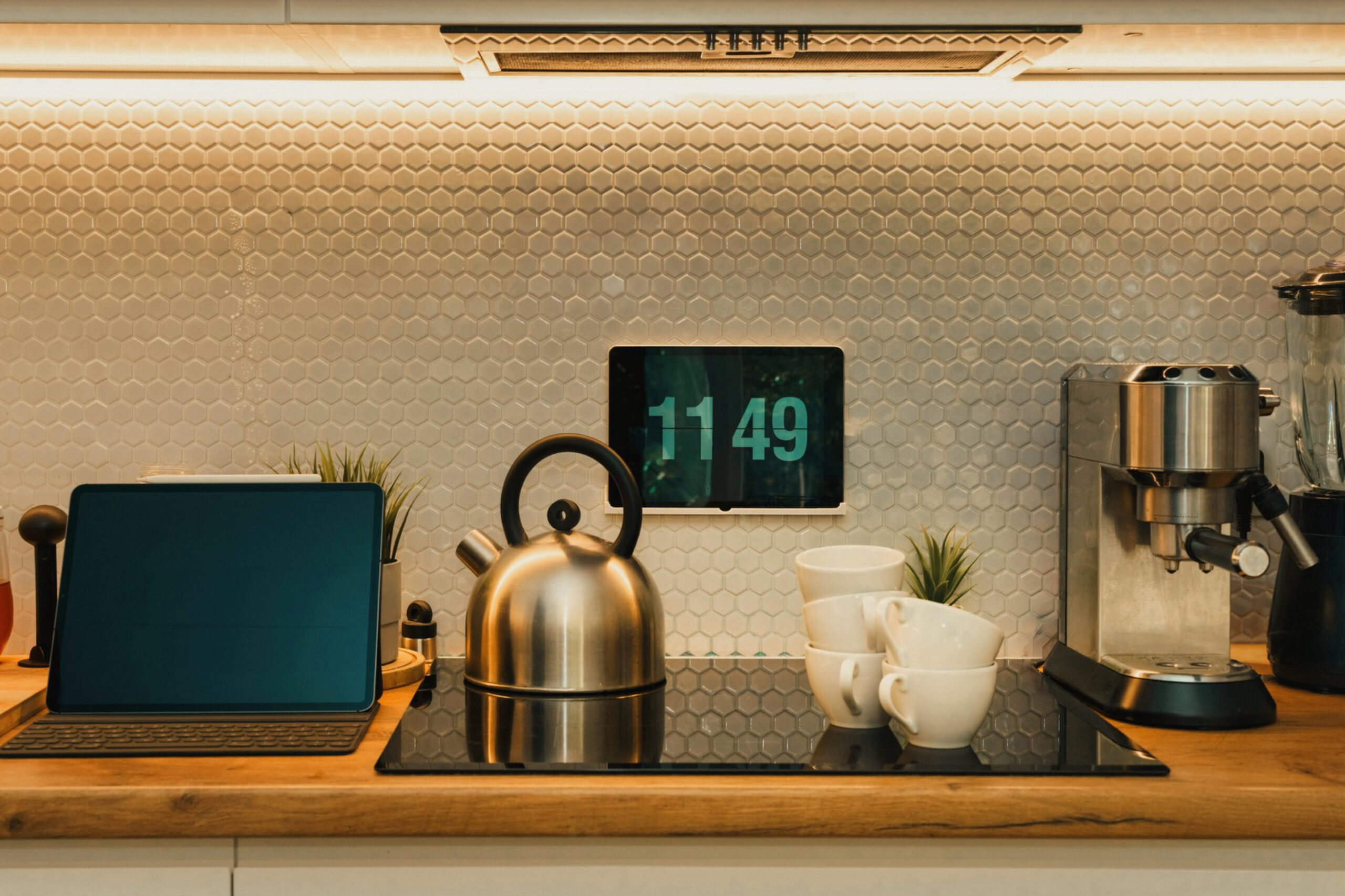 Stillvolle Smart Home Küche zeigt Komfort und Luxus